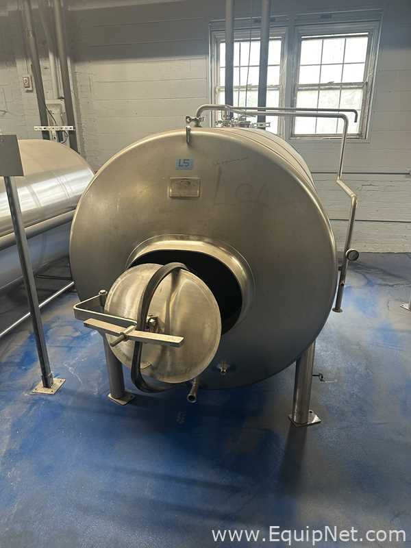 Tanque Almacenamiento Horizontal Acero Inoxidable Capacidad aproximada 20 bbl marca The Pub Brewing