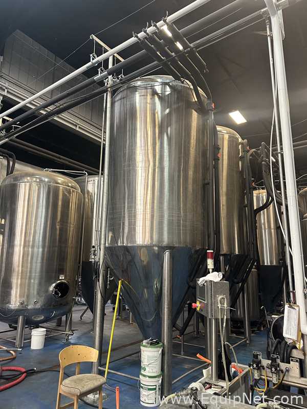 Stainless Steel Vertical Storage Tank Capacity approximately 80 bbl