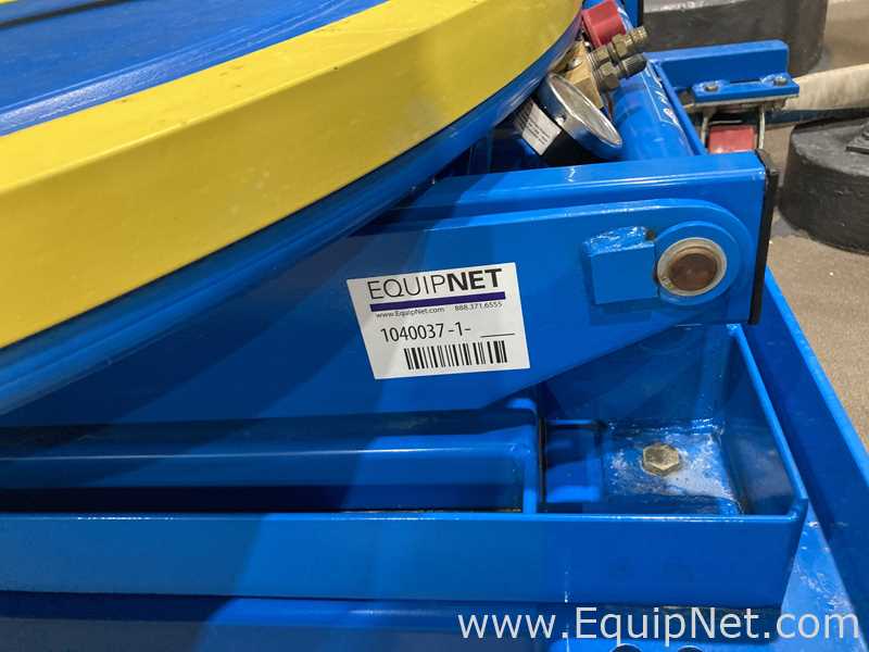Bishamon 4000 LB.  Capacity Pallet Lift LIKE NEW