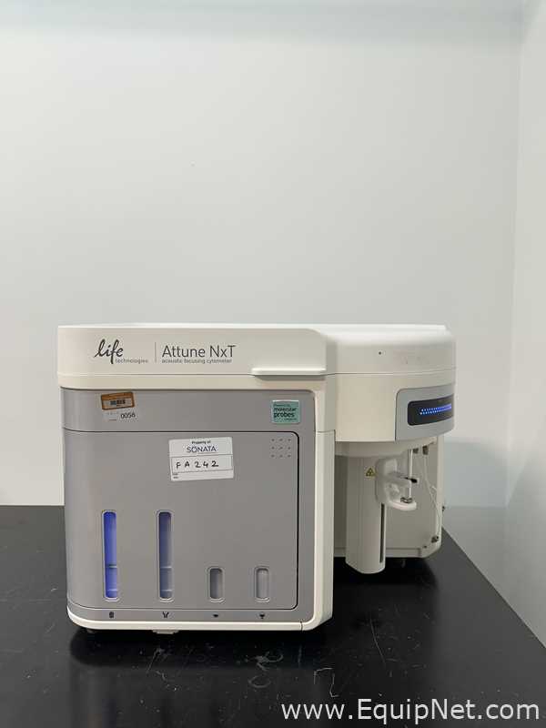 Invitrogen AFC2 Attune NxT Acoustic Focusing Cytometer with Invitrogen CytKick Max Autosampler