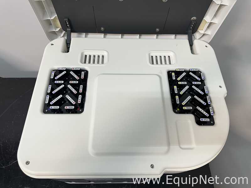 Invitrogen AFC2 Attune NxT Acoustic Focusing Cytometer with Invitrogen CytKick Max Autosampler