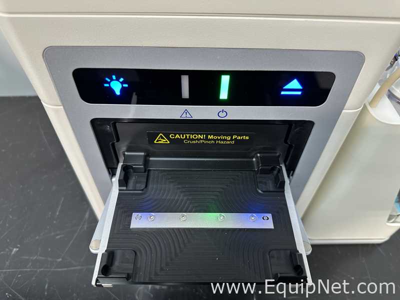 Invitrogen AFC2 Attune NxT Acoustic Focusing Cytometer with Invitrogen CytKick Max Autosampler