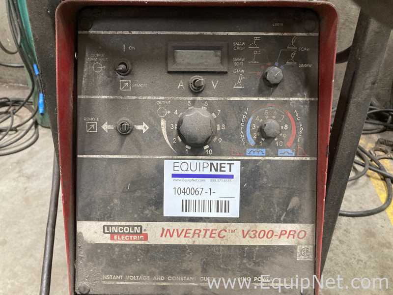 Soldador Lincoln Electric Invertec V300 PRO