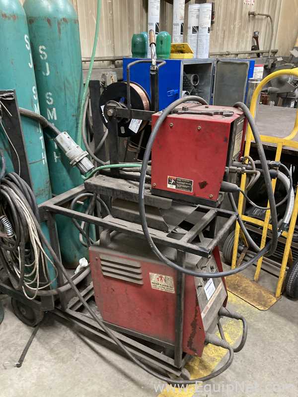 Soldador Lincoln Electric Invertec V300 PRO