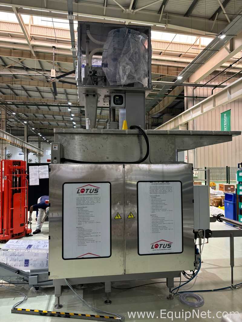 Máquina Vertical Formadora, Envasadora e Seladora Syntegon SVI4000 with FBW4011