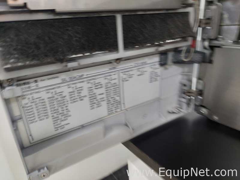 HPLC Shimadzu SIL-30ACMP