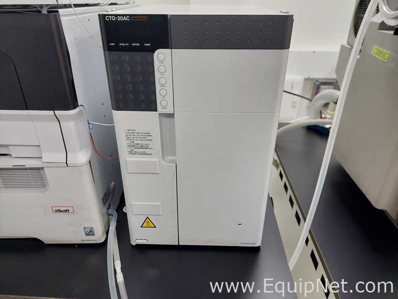 HPLC Shimadzu SIL-30ACMP