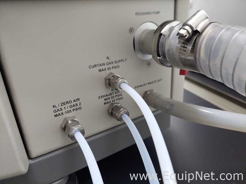 AB Sciex API 4000 LC-MS|MS Mass Spectrometer With Peak Nitrogen Generator And Vacuum Pump