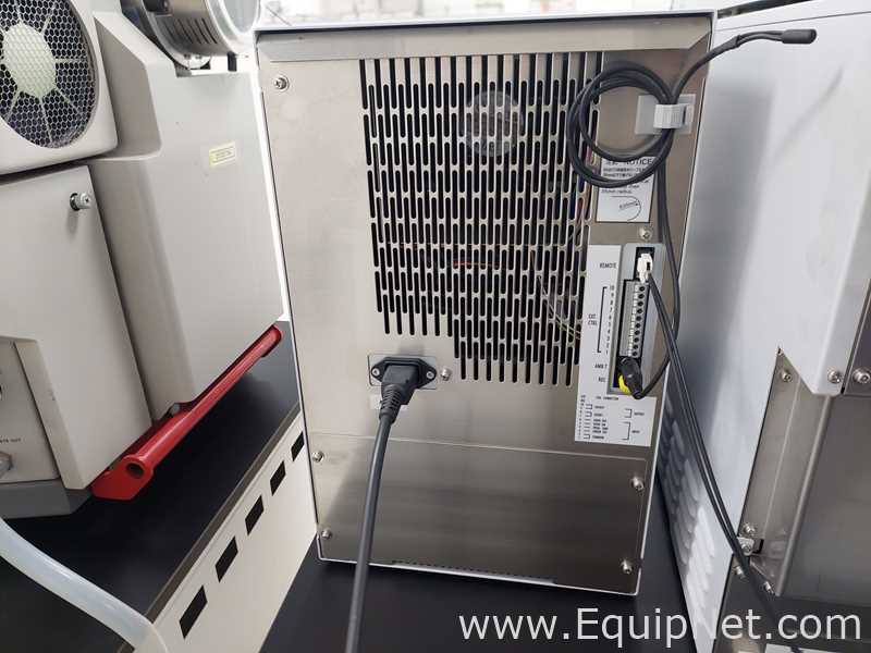 HPLC Shimadzu SIL-30ACMP