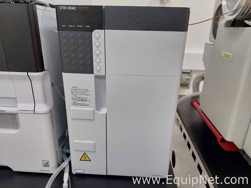 HPLC Shimadzu SIL-30ACMP