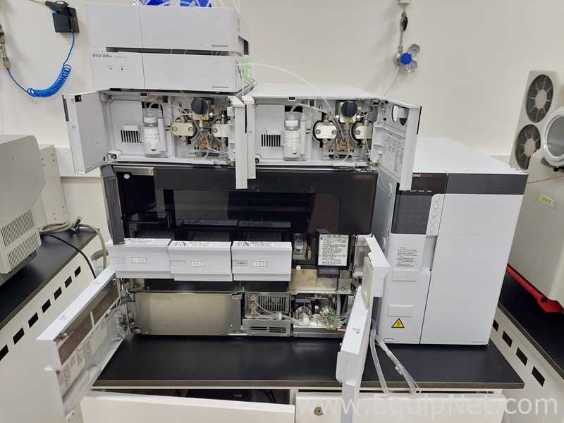 HPLC Shimadzu SIL-30ACMP