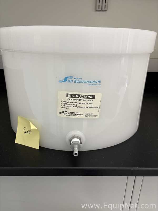 Bel-Art SP ScienceWare Large-Volume Buchner Funnel