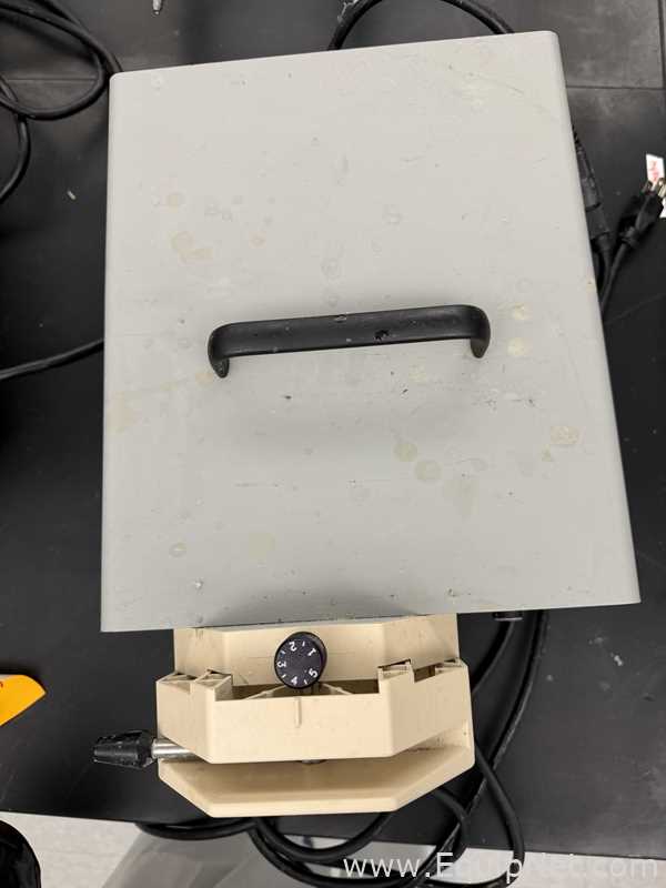 Cole Parmer easy-load Masterflex 1/P 77602-10 Peristaltic Pump