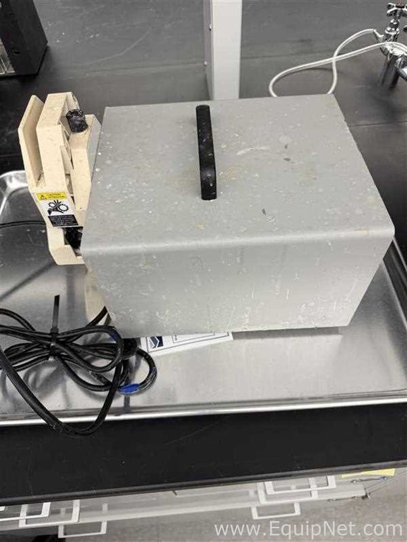 Cole Parmer easy-load Masterflex 1/P 77602-10 Peristaltic Pump