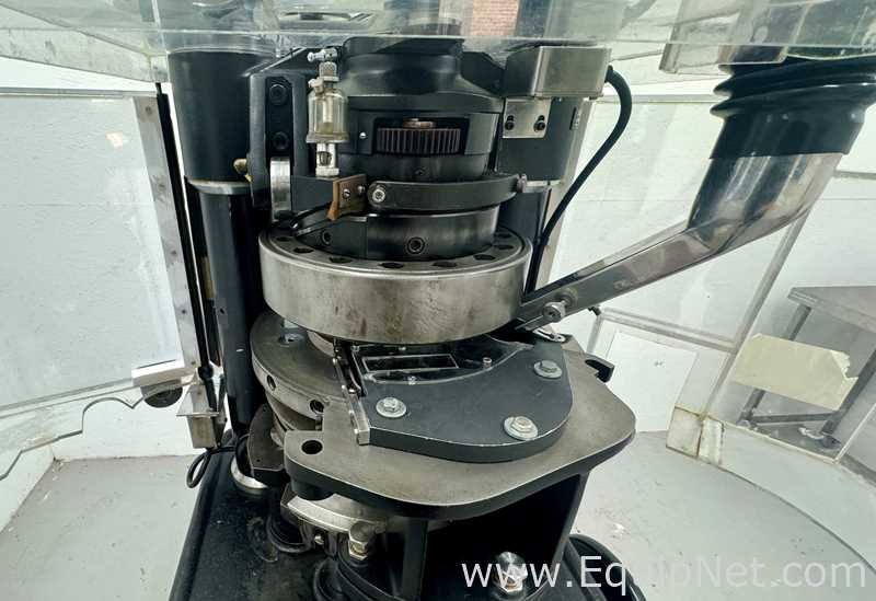 Manesty Betapress Tablet Press