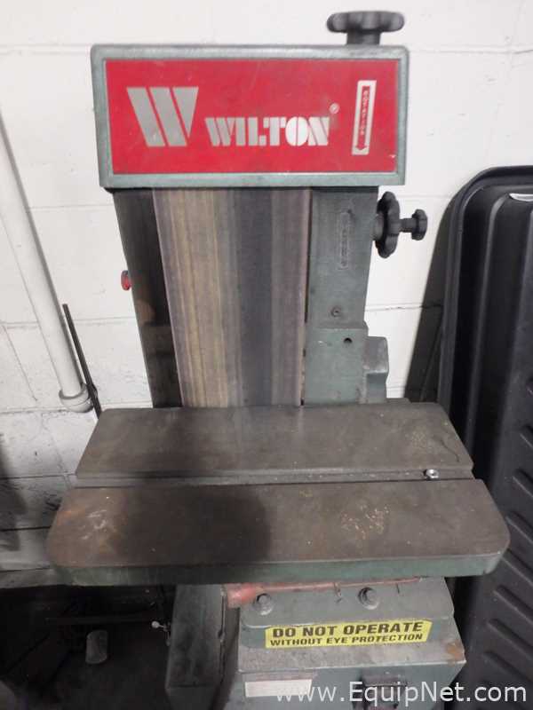 Máquina Jateadora de Areia/Grânulos Wilton 4300