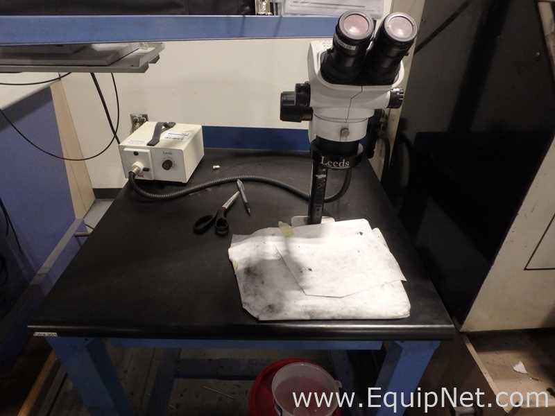 Olympus SZ61 Stereo Microscope with Leeds Light Source