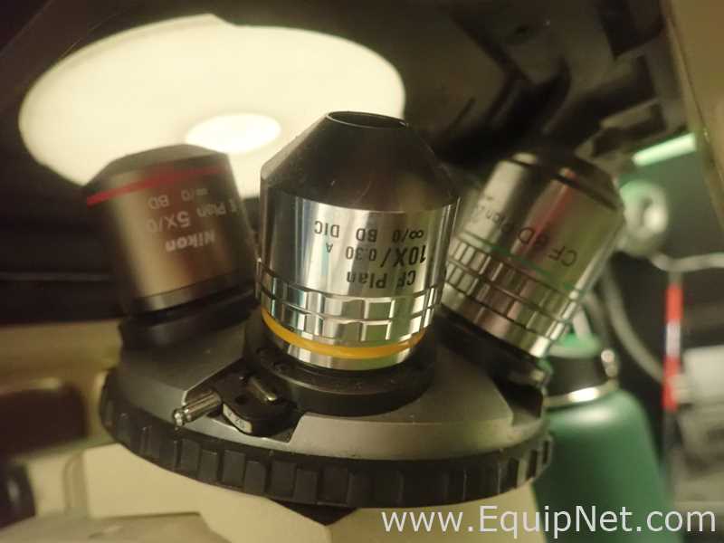 Nikon EPIPHOT 300 Inverted Metallurgical Microscope