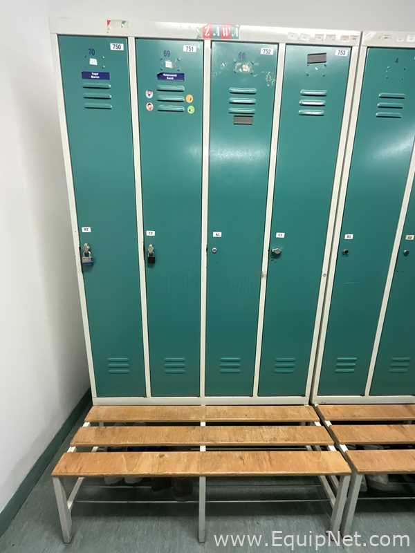 Los aus 2 Lagerschrank  