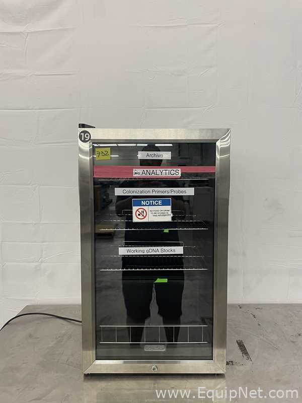 Refrigeradores Edgestar BWC120SSLT