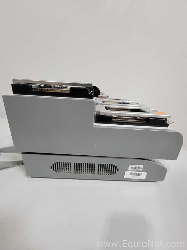 ACEA Biosciences xCELLigence RTCA Analyzer with RTCA MP Station