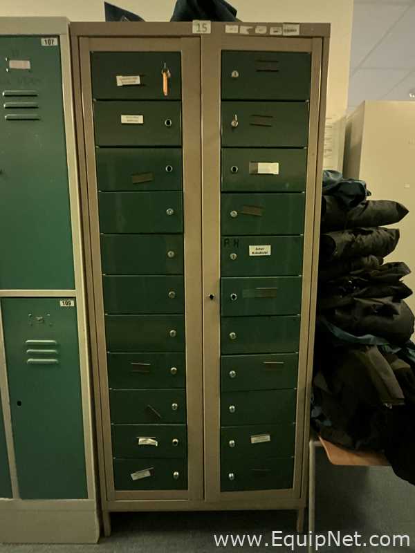 Lote de 2 Gabinete de Almacenamiento Plastmet 