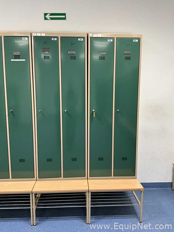 Lote de 14 Gabinete de Almacenamiento Plastmet 