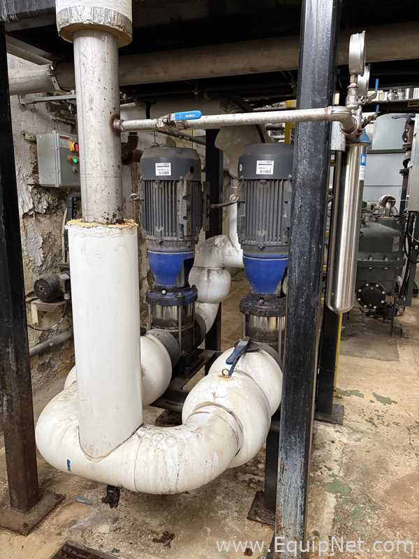 Carrier Corporation Aquasnap Chiller With Two Pumps