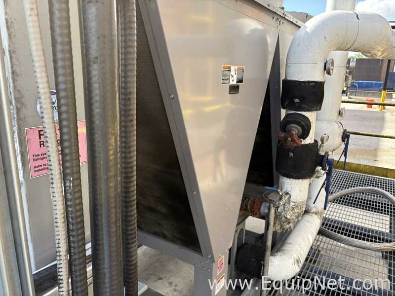 Carrier Corporation Aquasnap Chiller With Two Pumps