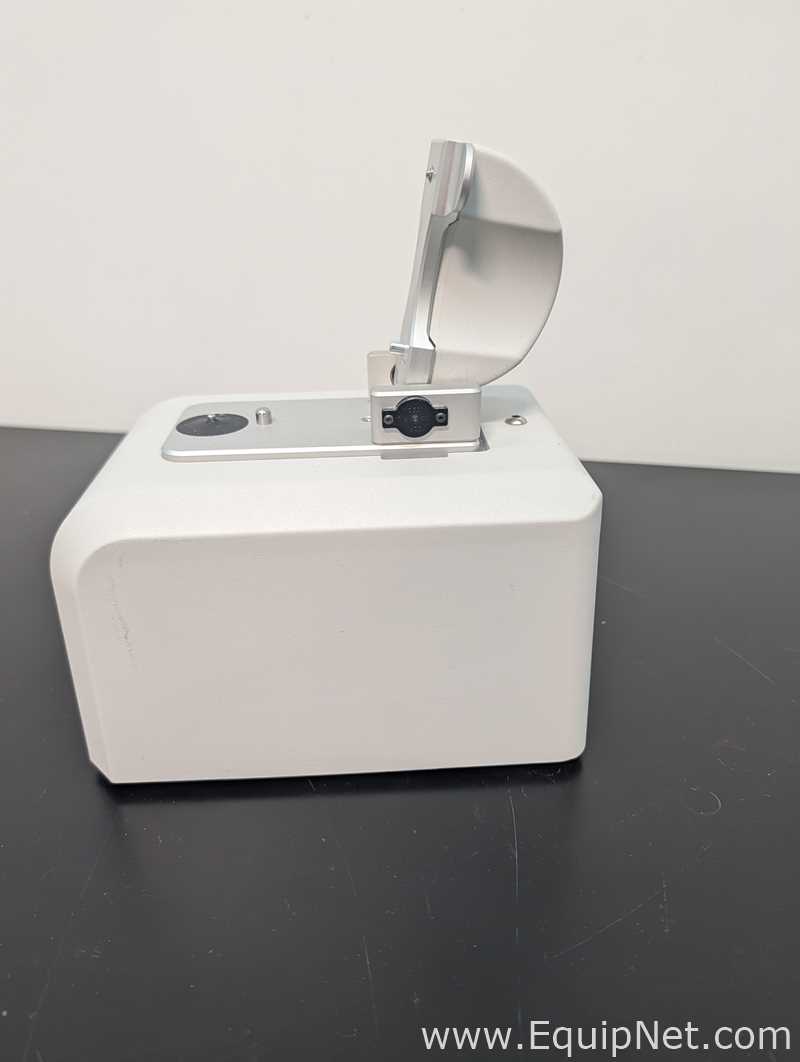 Espectrofotômetro Thermo Scientific NanoDrop 2000
