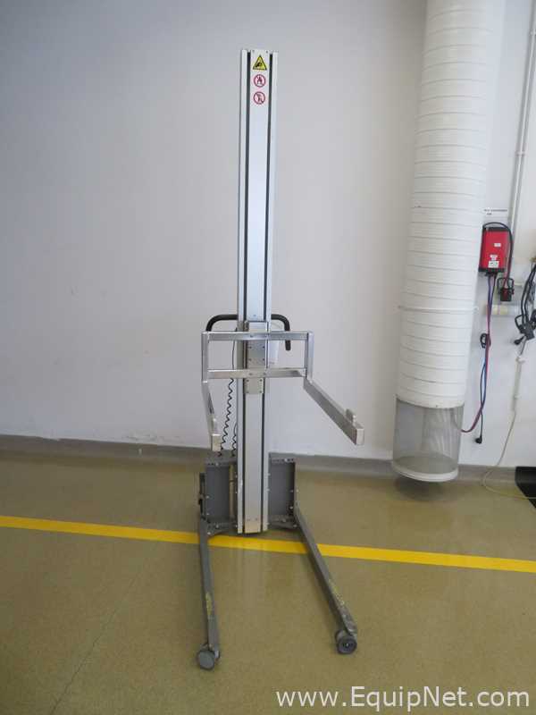 Manipulação de Material Hovmand Impact 200H FC1-850-75ds