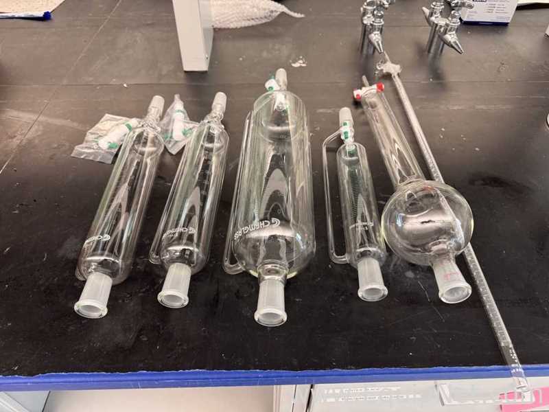 Lote de  Cristalería de Laboratorio Chemglass Life Sciences 