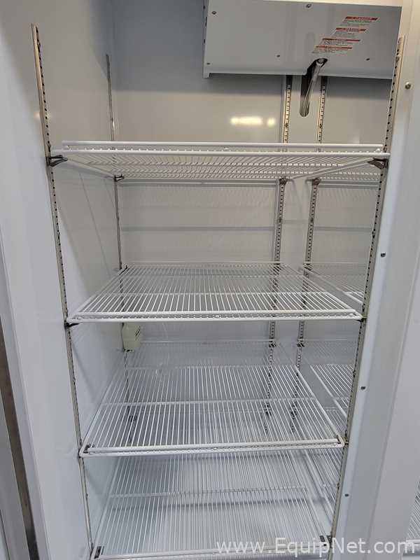 Refrigeradores Fisher Brand FBG49RPSA
