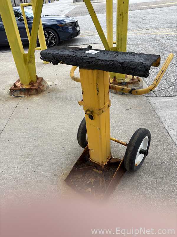 Lot Of Fourteen Various Trailer Stands
