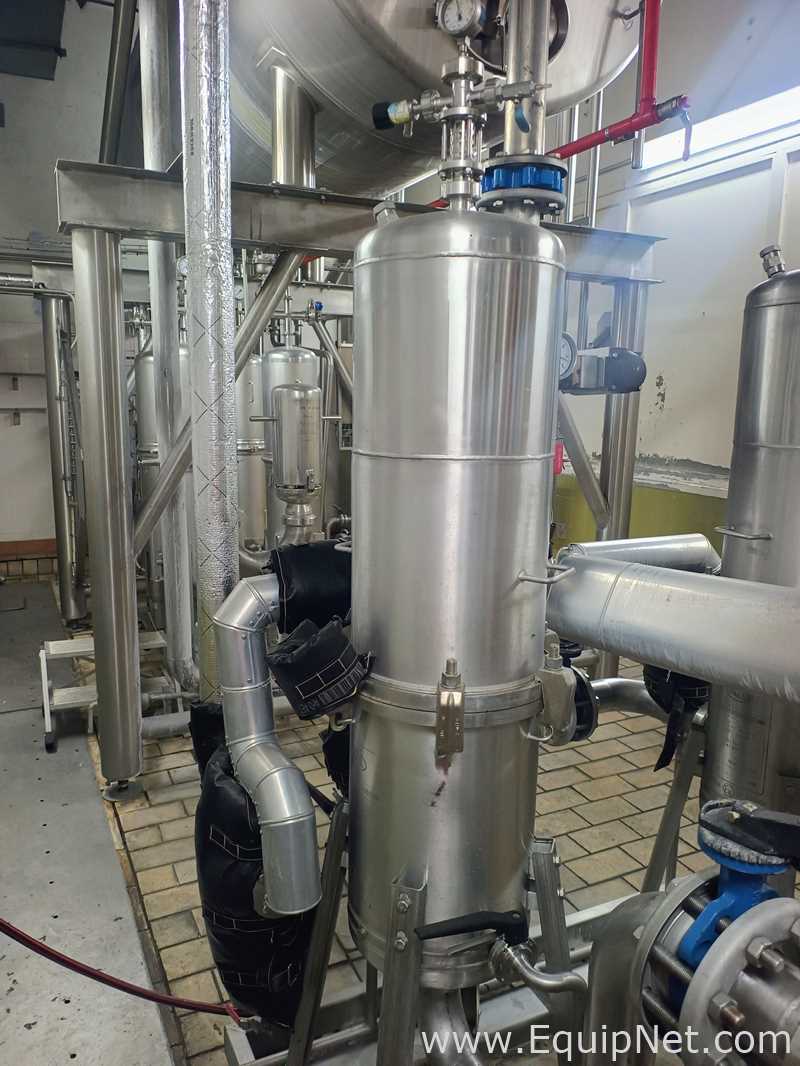 Vertical Tank with Filter Products Europe Filter Skid