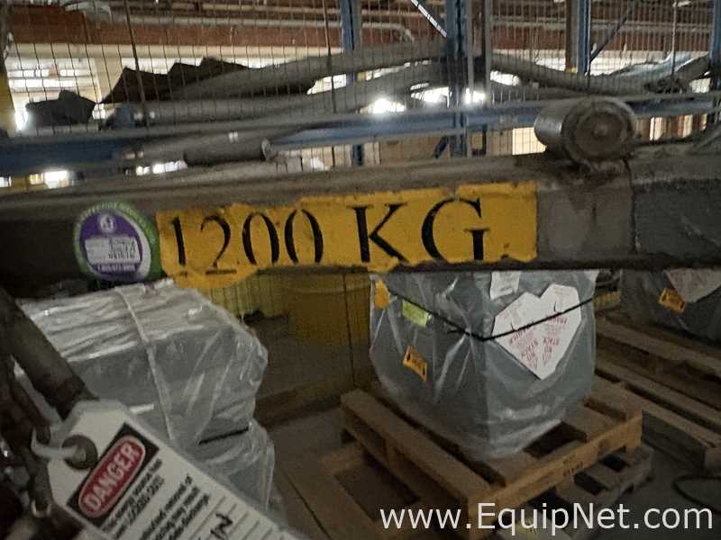 Super Sack Unloader With 2 Ton Yale Hoist