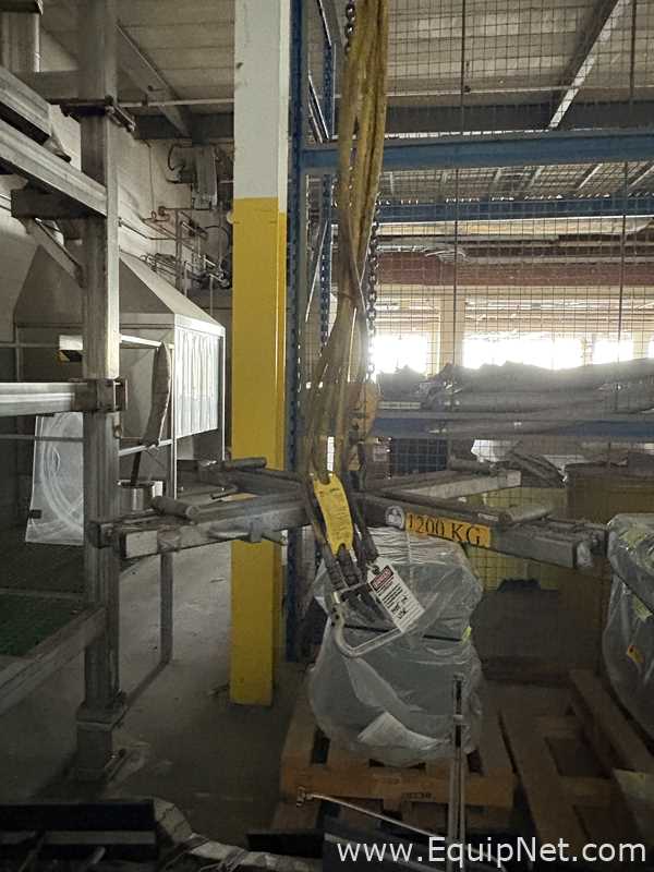 Super Sack Unloader With 2 Ton Yale Hoist