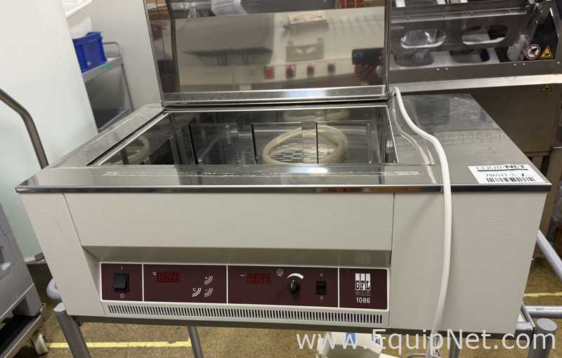 GFL 1086 Shaking Waterbath