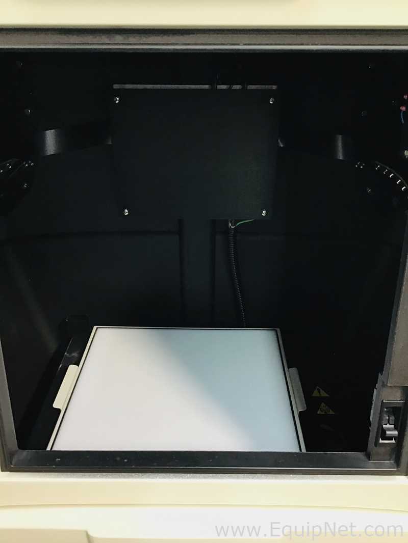 Bio-Rad Universal Hood III ChemiDoc MP Imaging System