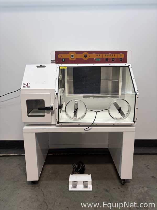 Sheldon Manufacturing Inc. Bactron III Anaerobic Environmental Workstation And Glove Box