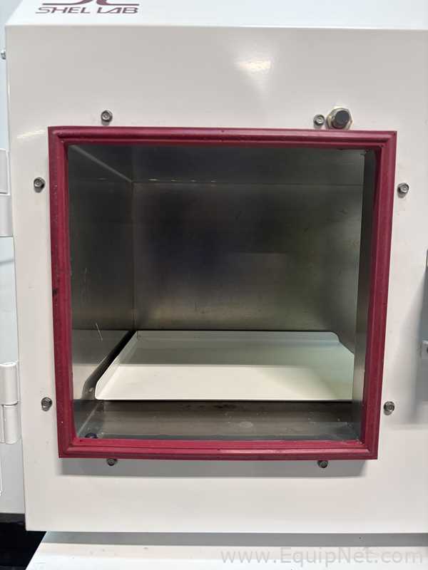 Sheldon Manufacturing Inc. Bactron III Anaerobic Environmental Workstation And Glove Box