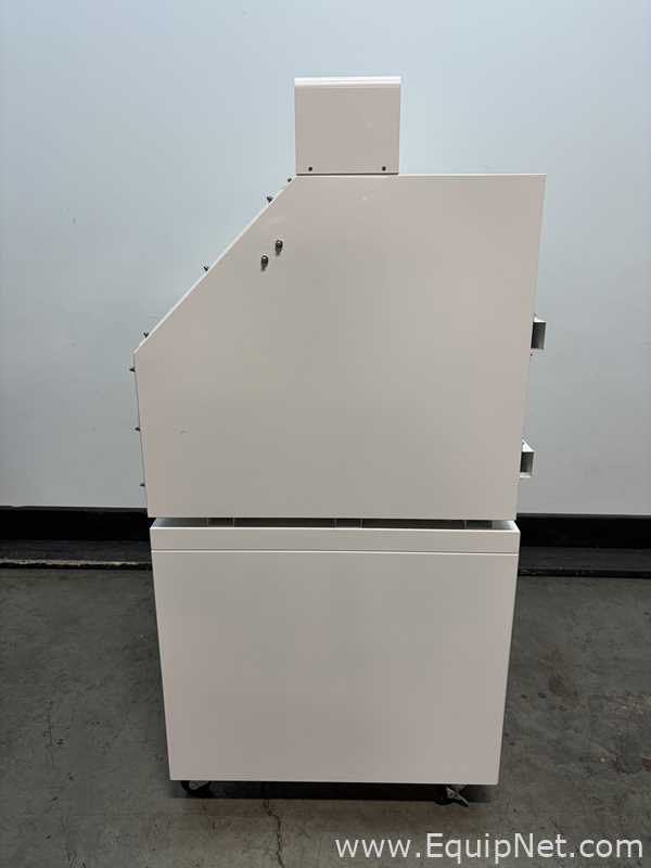 Sheldon Manufacturing Inc. Bactron III Anaerobic Environmental Workstation And Glove Box