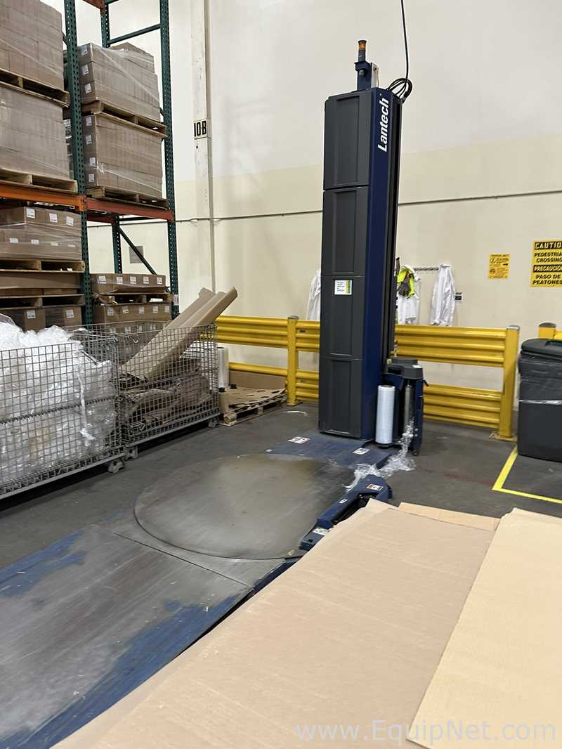 Lantech Q300XT Stretch Pallet Wrapper