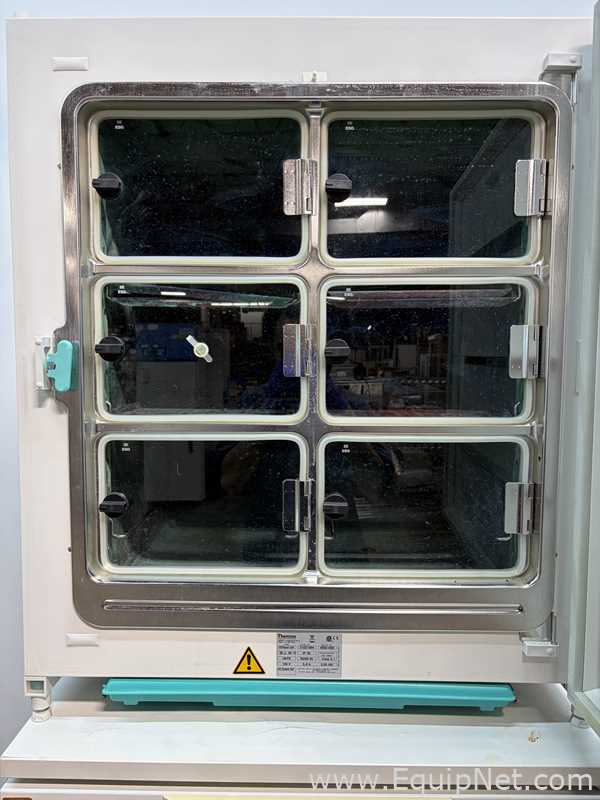 Thermo Electron Corporation HeraCell 240 Double Stack Incubators