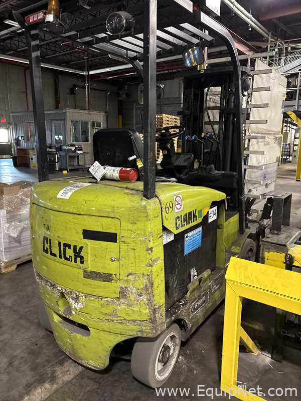 Empilhadeira Clark ECX 20 Type EL