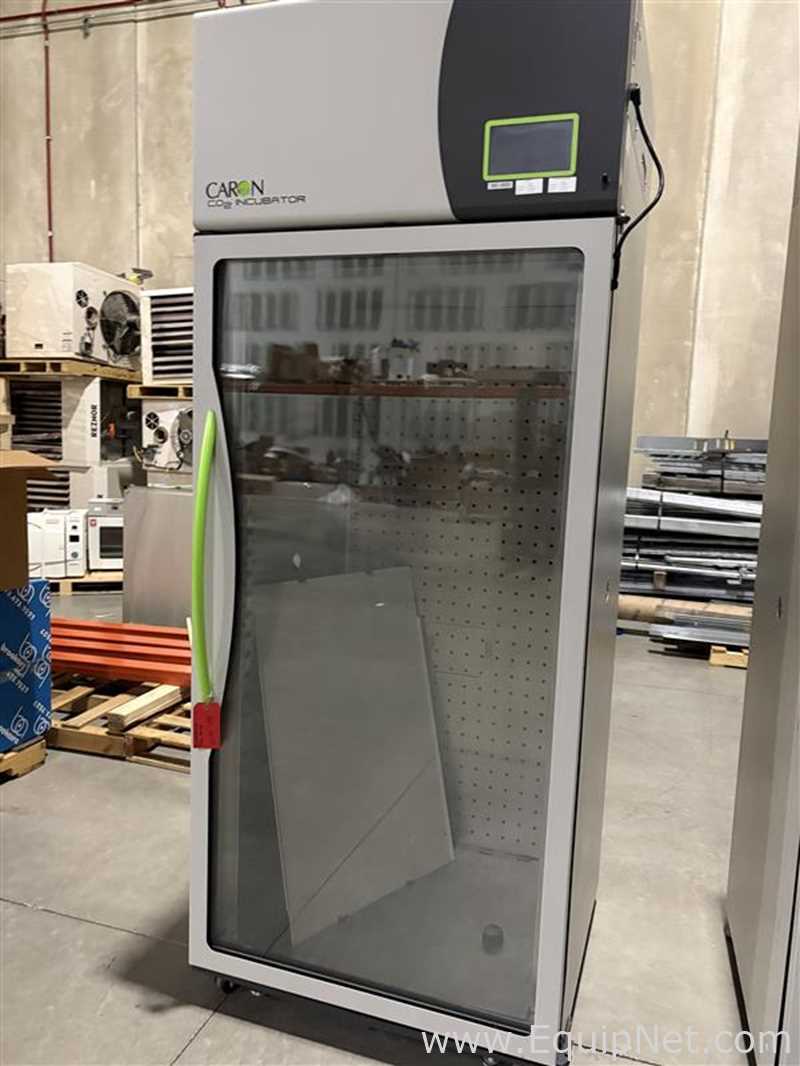 Caron Co 7400-33-2 CO2 Incubator