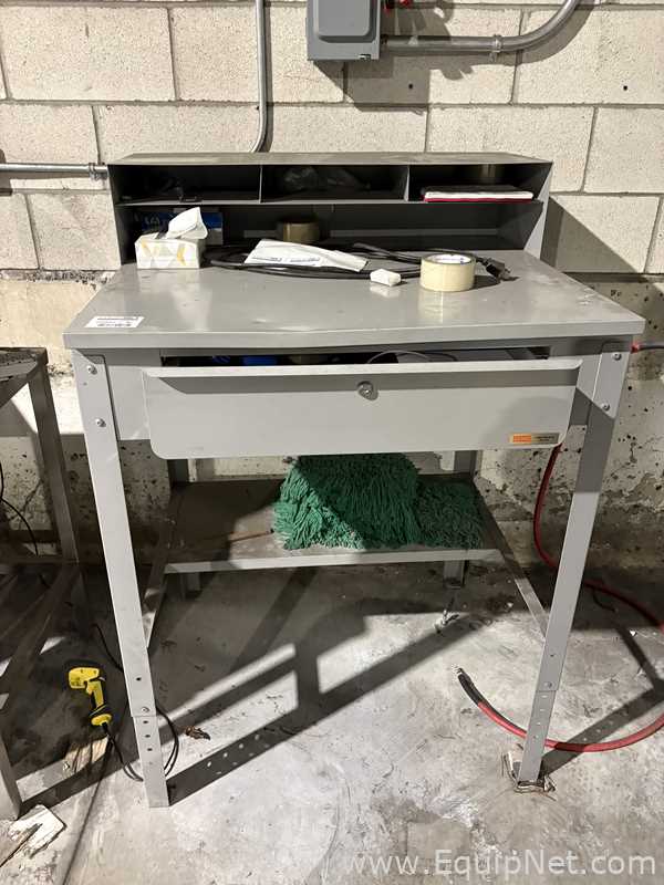 lote de   Equipamentos Diversos para Fábricas Various 