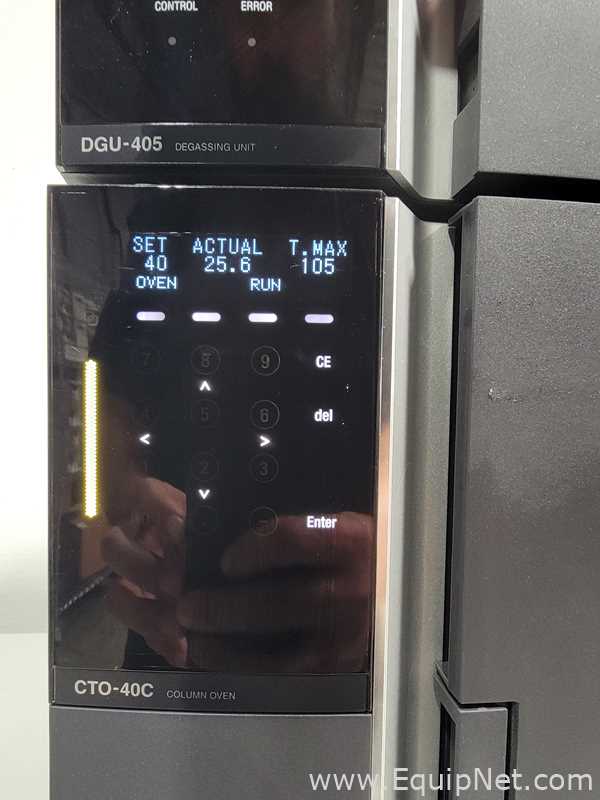 Shimadzu CTO-40C Column Oven with DGU-405 Degassing Unit