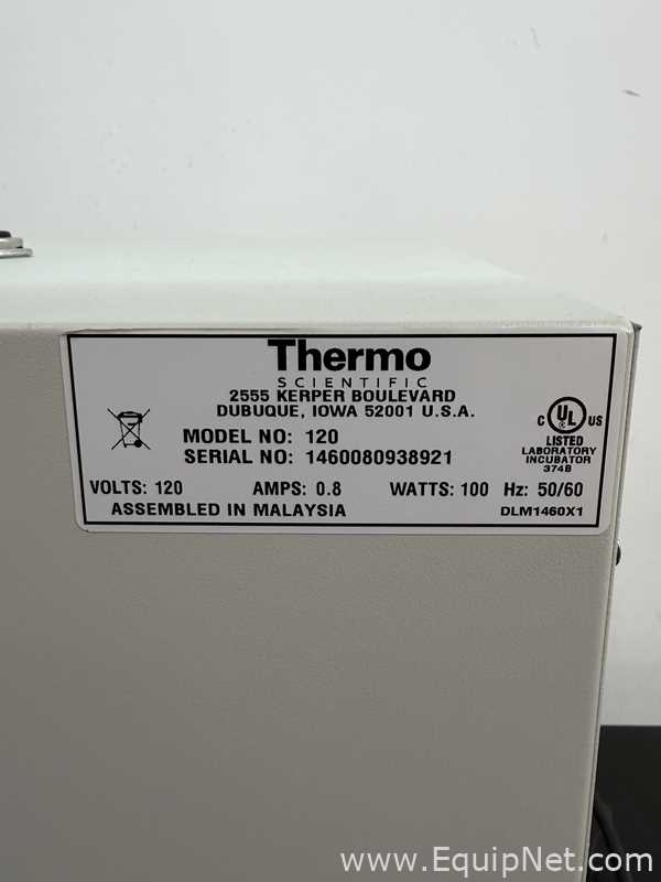 Incubadora Thermo Scientific 120