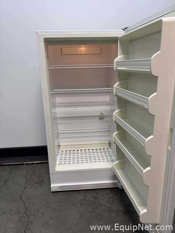 VWR SCGP-1804 Refrigerator